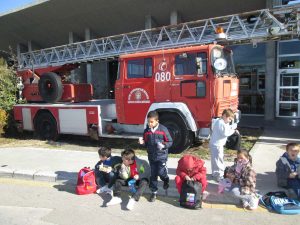 VISITA AL PARQUE DE BOMBEROS (1)